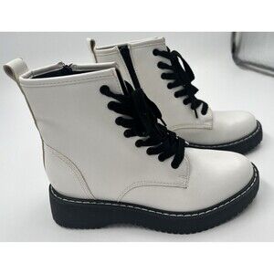 Madden Girl Women's Kurrt Combat Boots, White Paris, Size 6 M New No Box